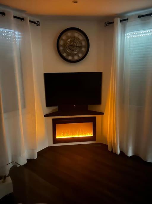 Appart De Luxe Tout Confort Jusqu A 4 Personnes Apartment Triel-sur-Seine Exterior photo